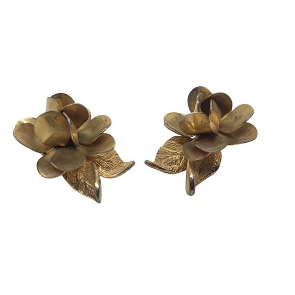 Vintage Big 3D Flower Clip On Earrings Gold Wash Judy Lee Realistic Big Sgned - Picture 2 of 9